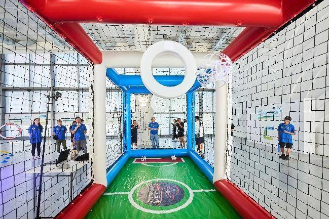 香港數(shù)碼港低空經(jīng)濟(jì)應(yīng)用展示廳開放<strong></p>
<p>數(shù)碼印刷機(jī)
</strong>，展出氫能源無人機(jī)等產(chǎn)品:數(shù)碼印刷機(jī)
